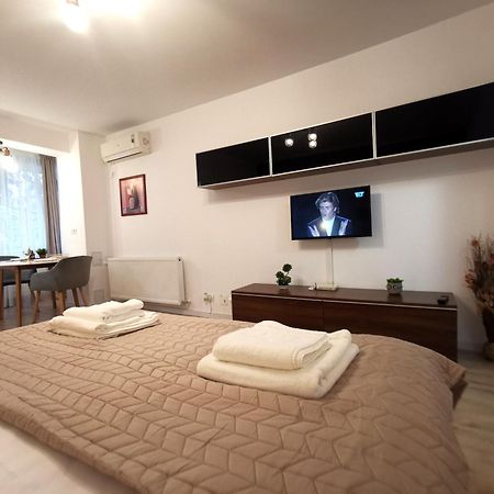 Aldira Studio Arena Nationala Bucharest Luaran gambar